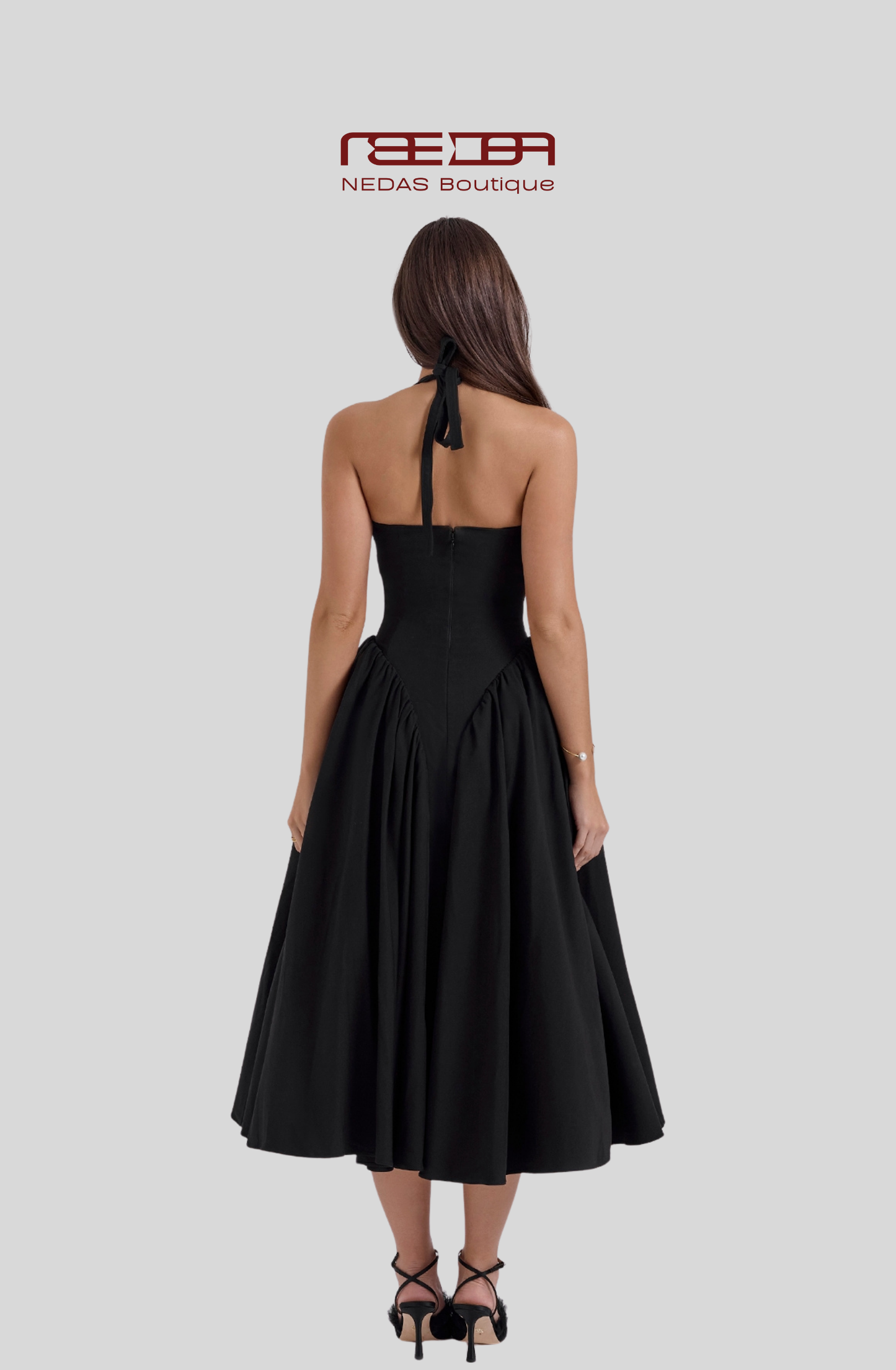 One Night in Paris – Verführerische Eleganz in Satin-Optik