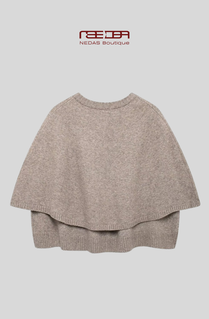 Strickcape mit Knöpfen – Elegantes Strickdesign