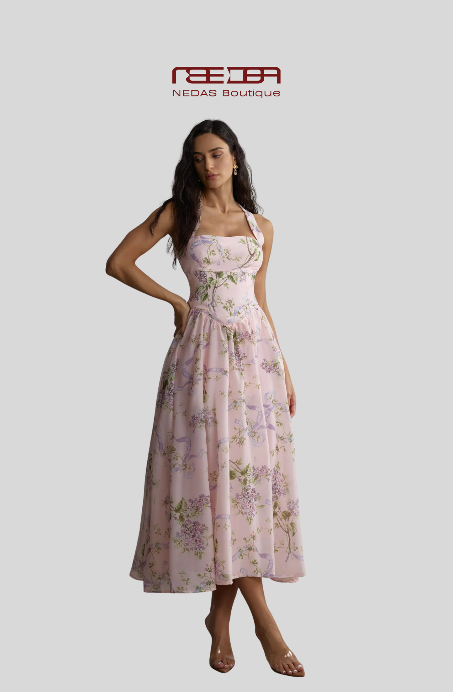 Romance in Bloom – Verspielte Eleganz im Blumendesign